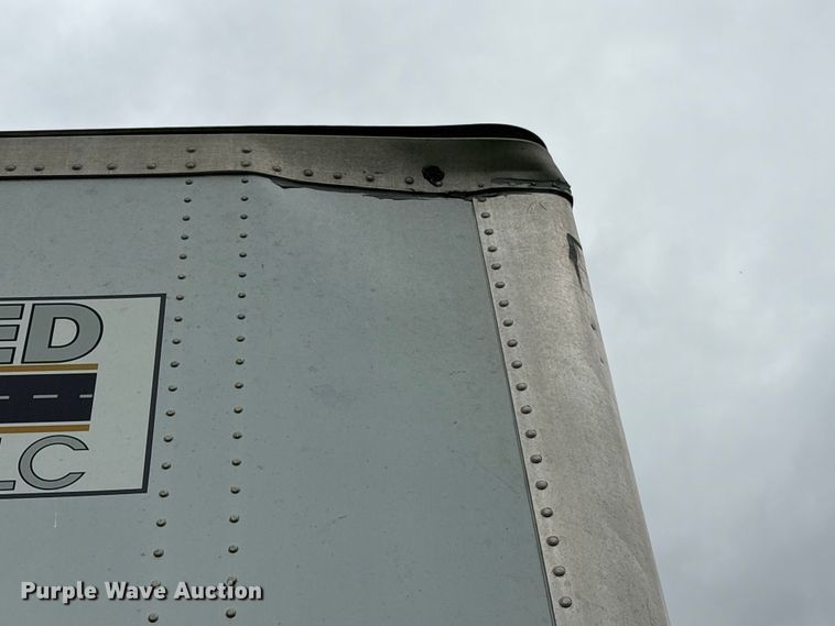 image for item EG9021 2010 Wabash dry van trailer