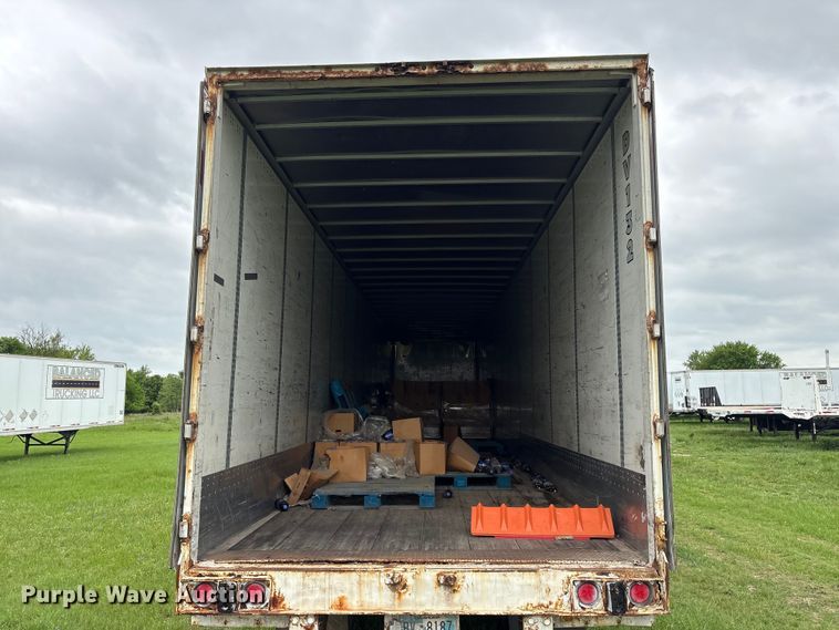 image for item EG9021 2010 Wabash dry van trailer