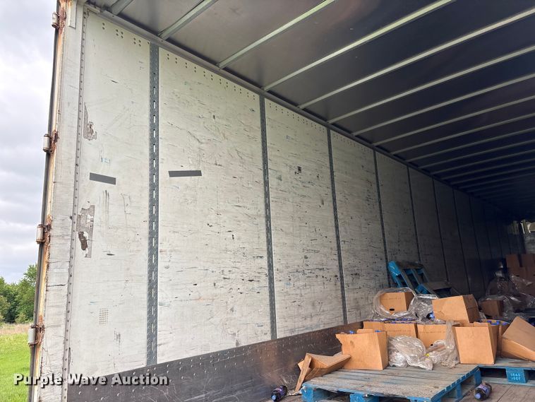 image for item EG9021 2010 Wabash dry van trailer