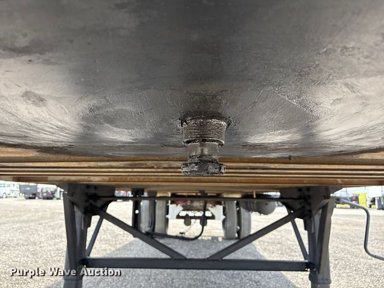 image for item EG9061 1998 Wabash dry van trailer