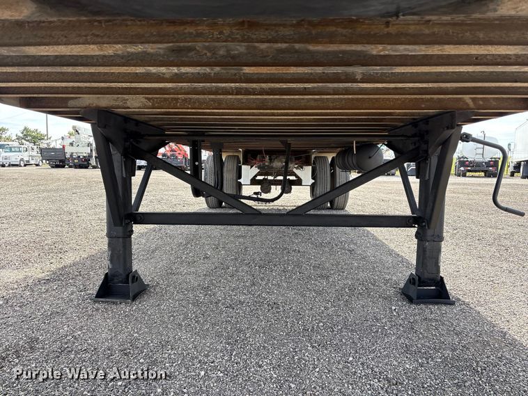 image for item EG9061 1998 Wabash dry van trailer