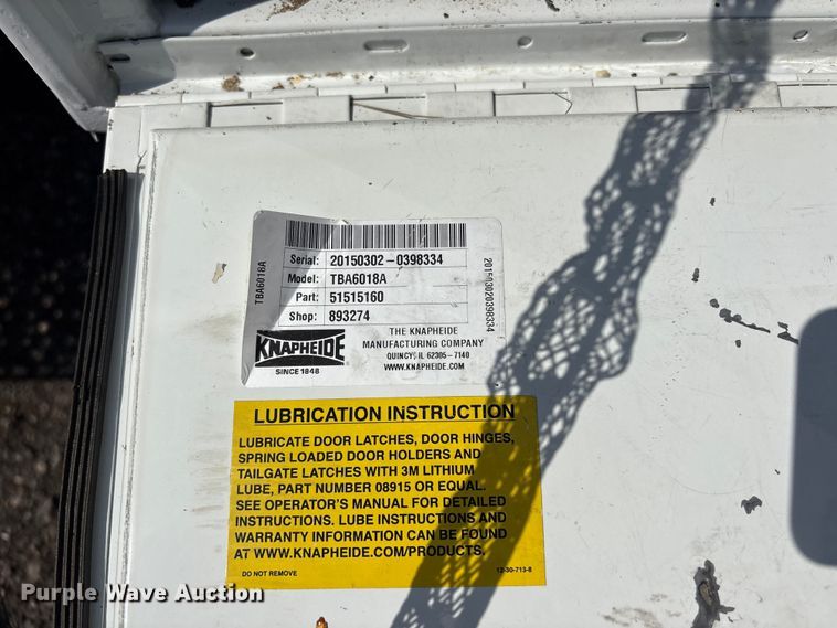 image for item EG9182 2015 Ford F650 Super Duty Ext. Cab flatbed truck