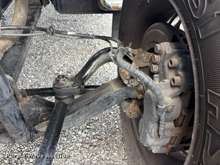 image for item EG9182 2015 Ford F650 Super Duty Ext. Cab flatbed truck