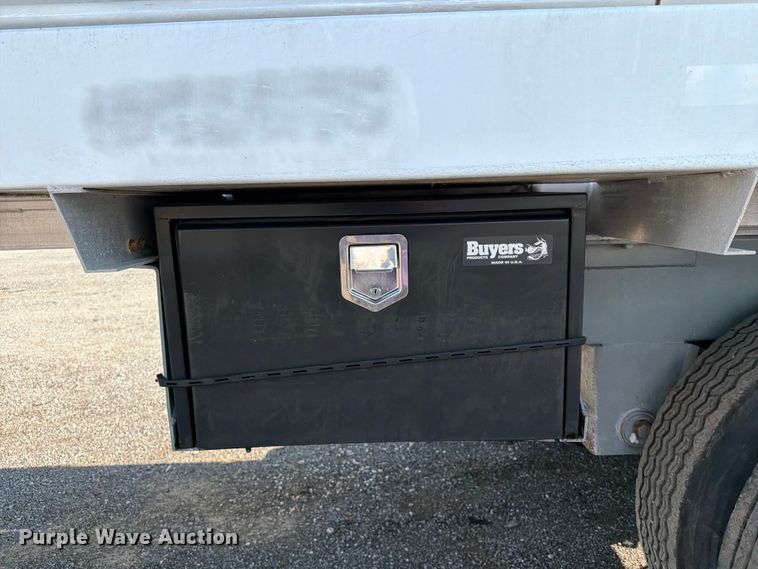 image for item EG9271 2012 Dragon Products 150BBL VACUUM TANK vacuum trailer