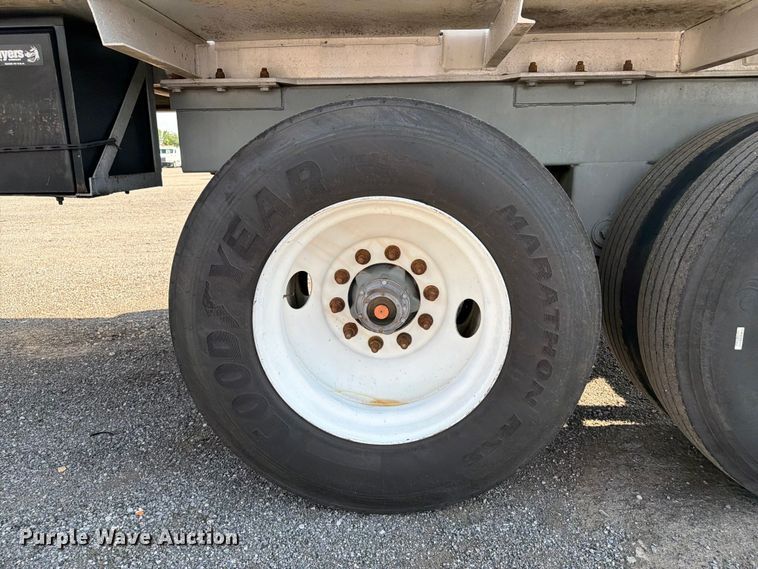 image for item EG9271 2012 Dragon Products 150BBL VACUUM TANK vacuum trailer
