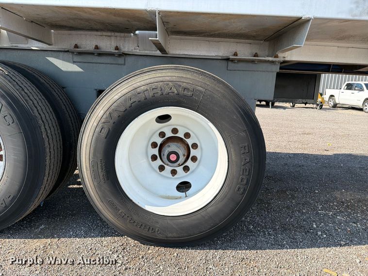 image for item EG9271 2012 Dragon Products 150BBL VACUUM TANK vacuum trailer