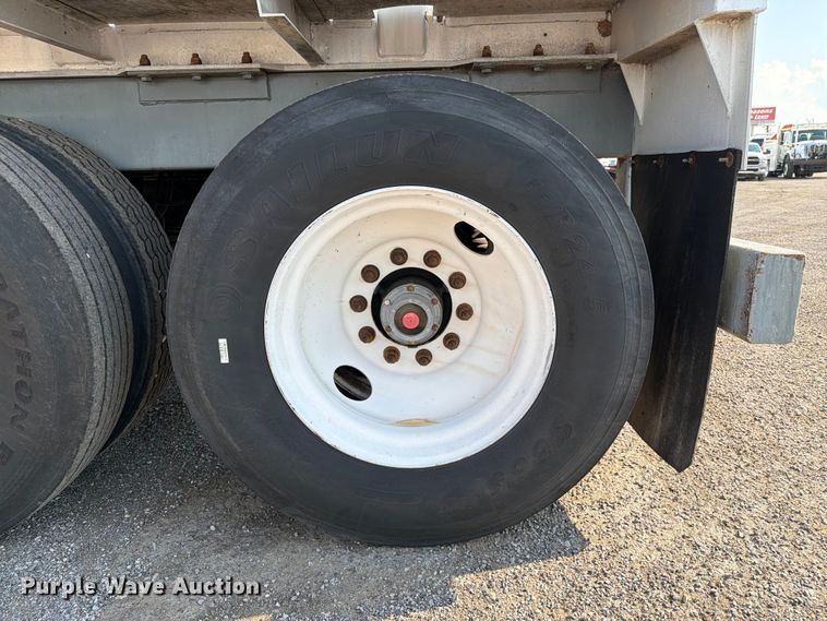 image for item EG9271 2012 Dragon Products 150BBL VACUUM TANK vacuum trailer