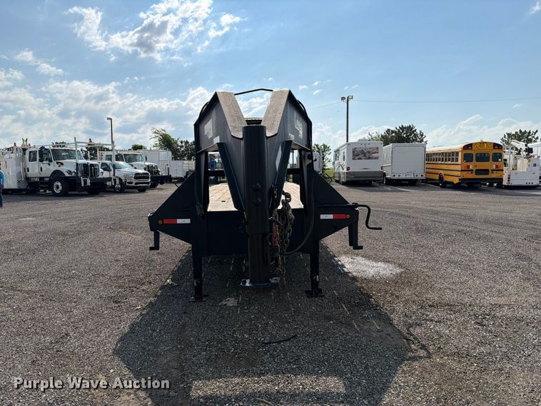image for item EG9272 2014 Maxey Trailers equipment trailer