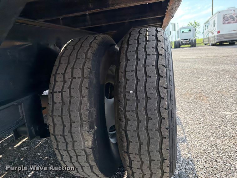 image for item EG9272 2014 Maxey Trailers equipment trailer