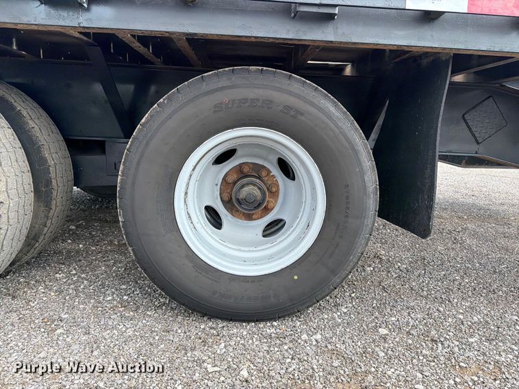 image for item EG9272 2014 Maxey Trailers equipment trailer