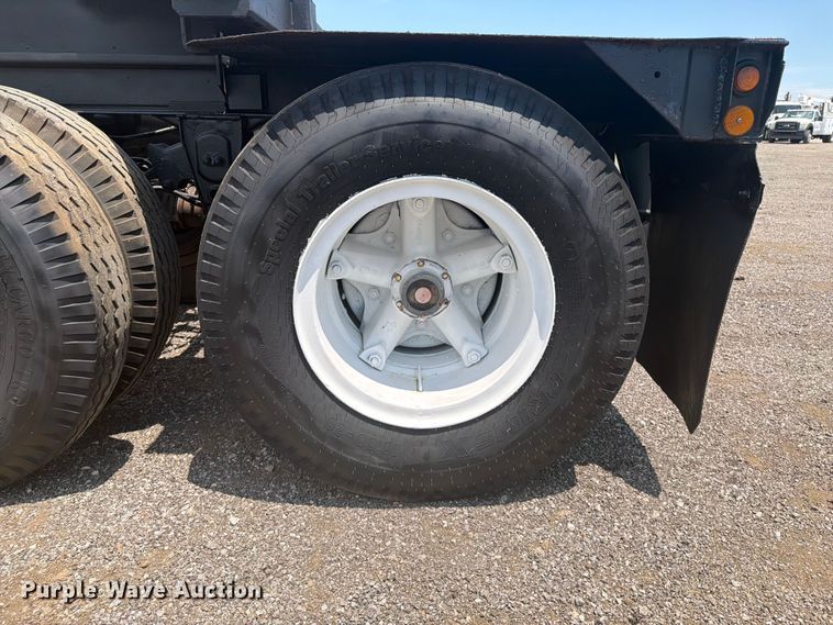 image for item EG9287 1997 Shoreland'r container trailer