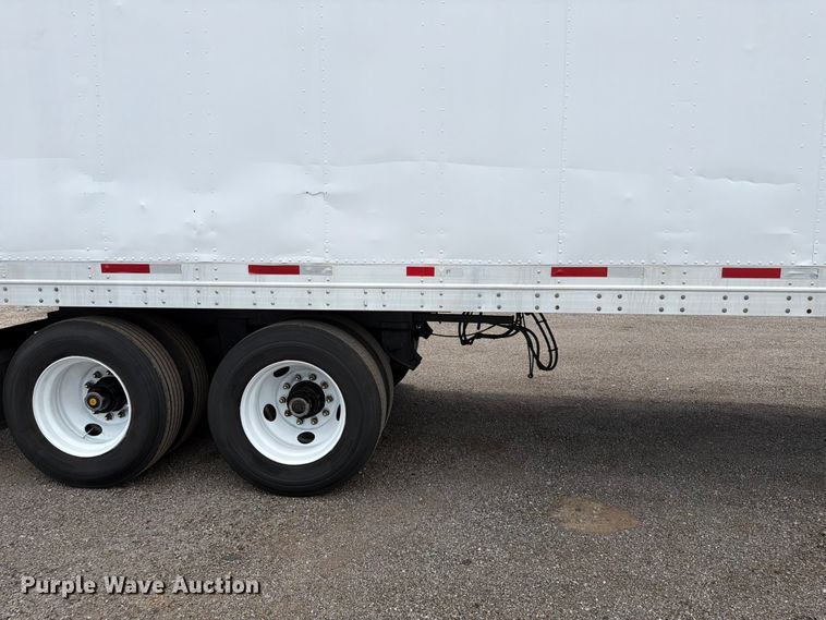 image for item EG9307 2004 Great Dane dry van trailer