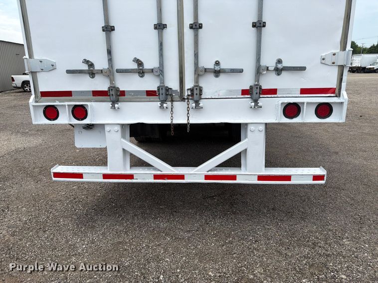 image for item EG9307 2004 Great Dane dry van trailer