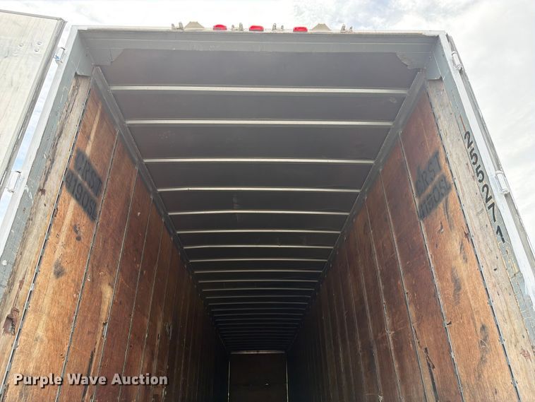 image for item EG9307 2004 Great Dane dry van trailer