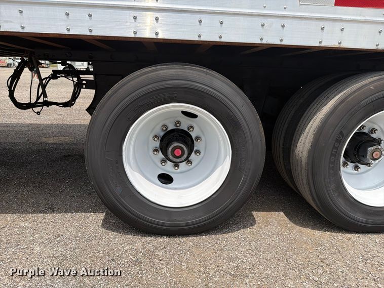image for item EG9307 2004 Great Dane dry van trailer