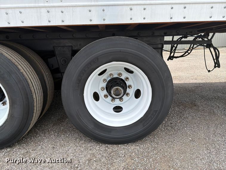 image for item EG9307 2004 Great Dane dry van trailer