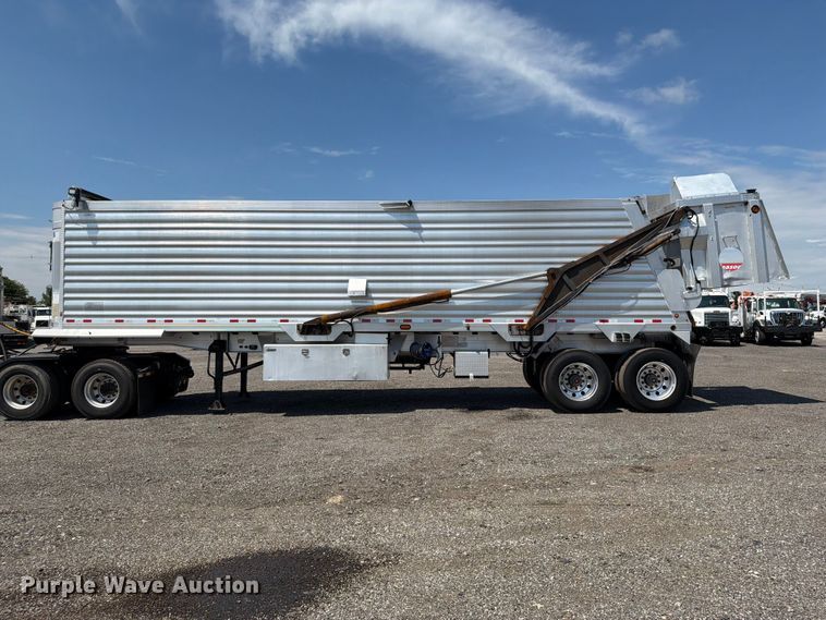 image for item EG9308 2010 Travis 2010 37FT. TRAVIS S87.5 end dump trailer