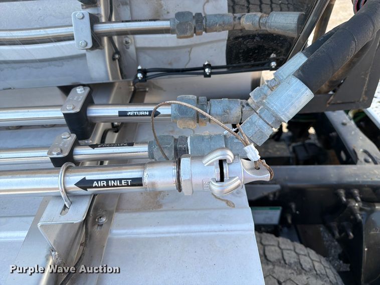 image for item EG9315 2014 Brenner vacuum trailer