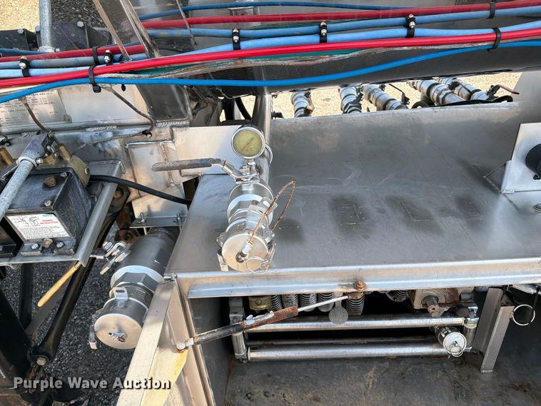 image for item EG9315 2014 Brenner vacuum trailer