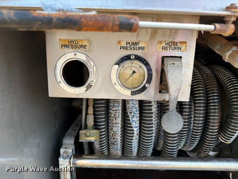 image for item EG9315 2014 Brenner vacuum trailer