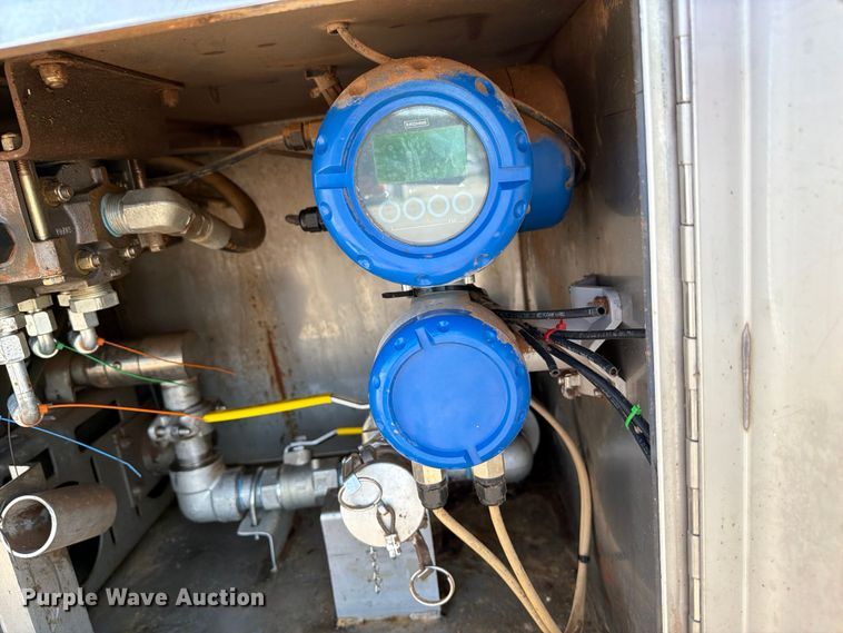 image for item EG9315 2014 Brenner vacuum trailer