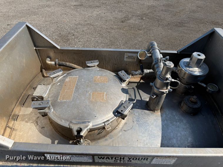 image for item EG9315 2014 Brenner vacuum trailer