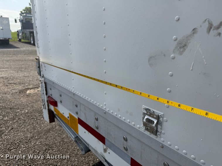 image for item EG9323 2000 Kentucky drop frame dry van trailer