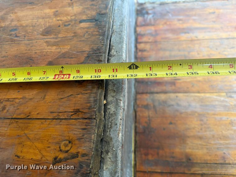 image for item EG9323 2000 Kentucky drop frame dry van trailer