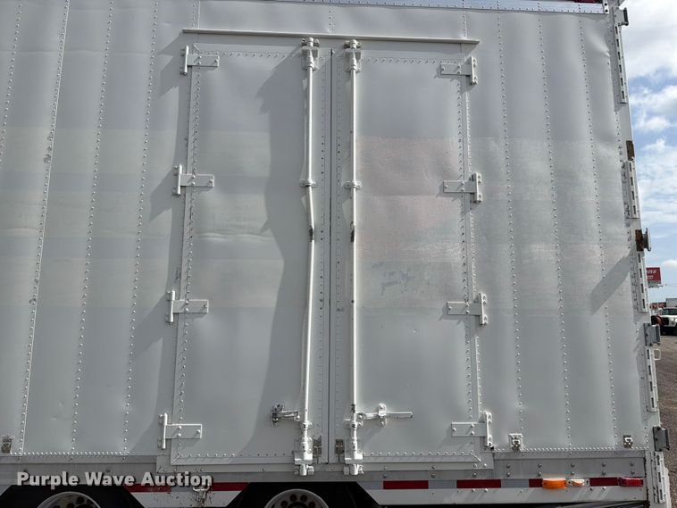 image for item EG9323 2000 Kentucky drop frame dry van trailer