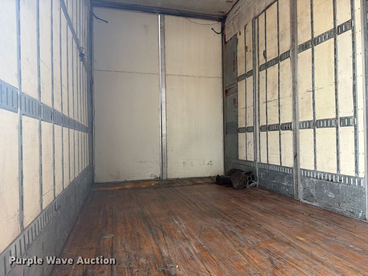 image for item EG9323 2000 Kentucky drop frame dry van trailer