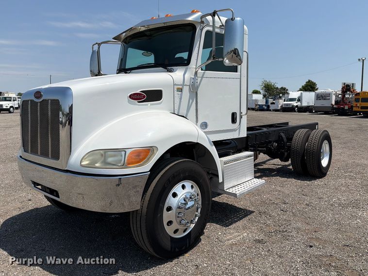 2016 Peterbilt 337 truck cab and chassis