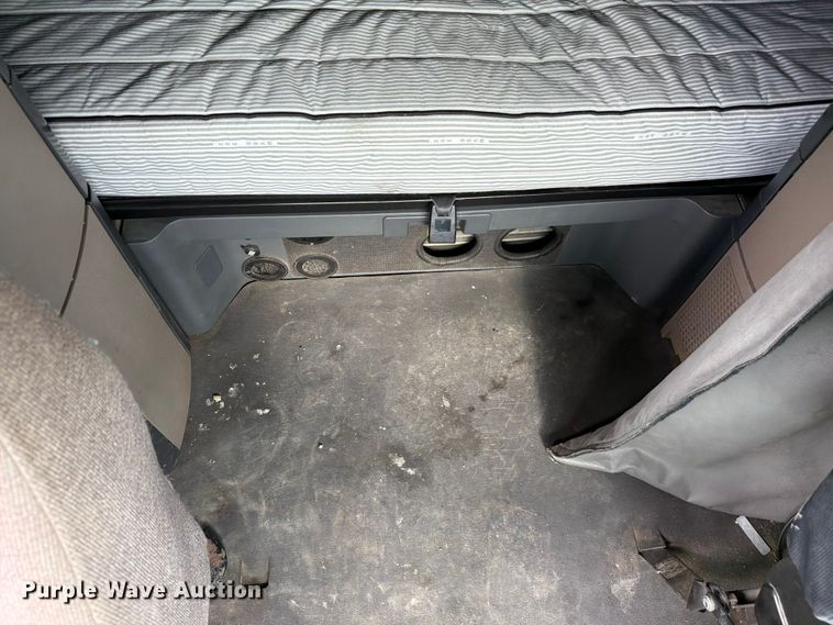 image for item EL0109 2016 Freightliner Cascadia semi truck