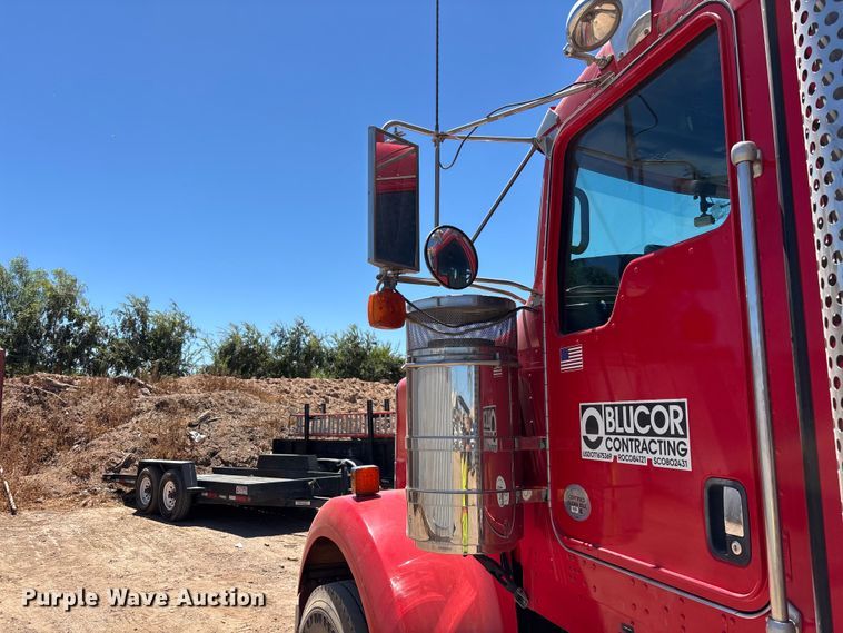 image for item EL2492 2011 Kenworth W900 semi truck