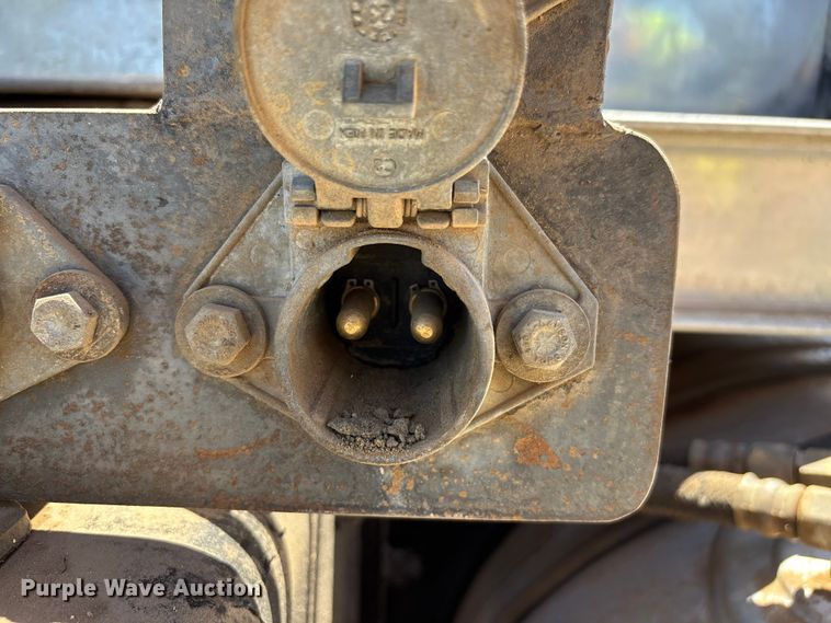 image for item EL2492 2011 Kenworth W900 semi truck