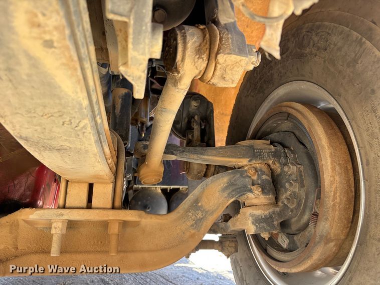 image for item EL2492 2011 Kenworth W900 semi truck