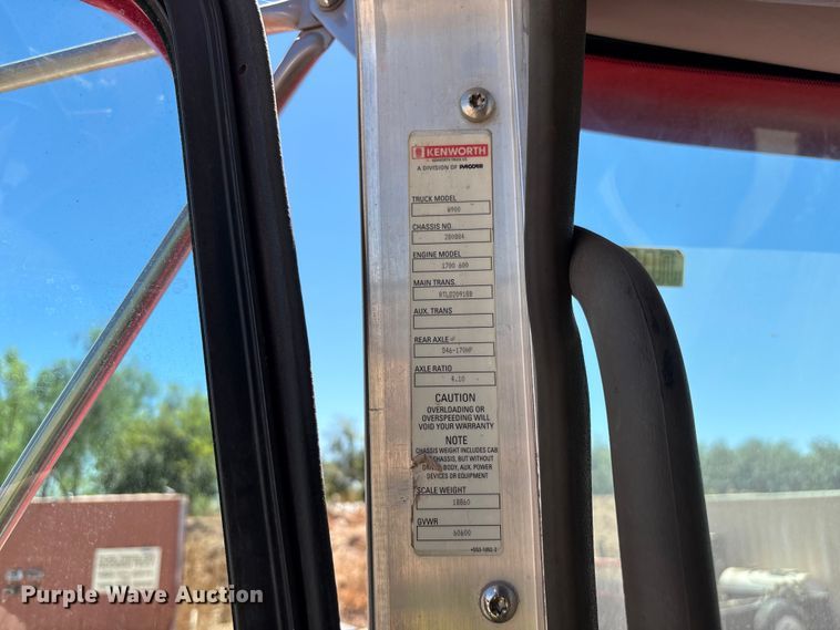 image for item EL2492 2011 Kenworth W900 semi truck