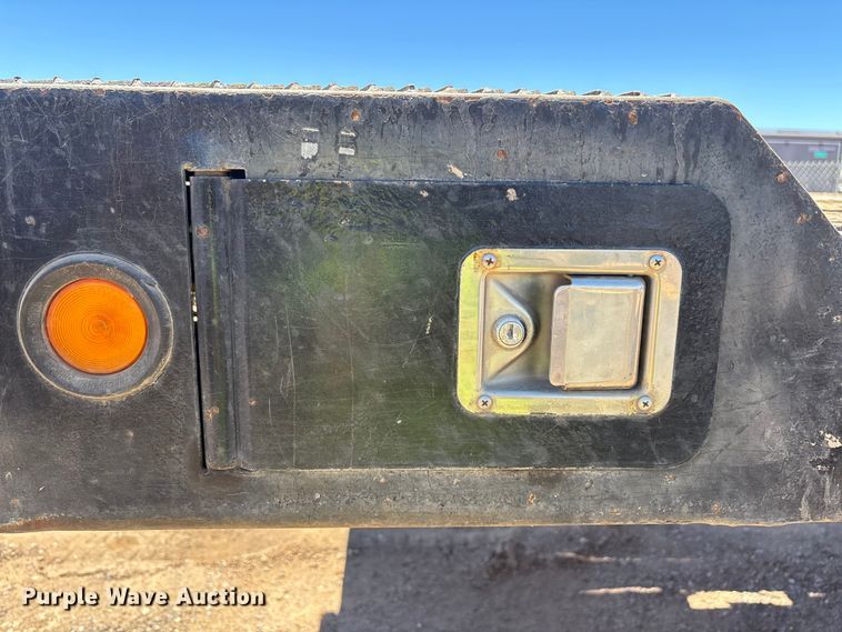 image for item EL2493 2009 Landoll Corporation Tran45 drop tilt deck equipment trailer