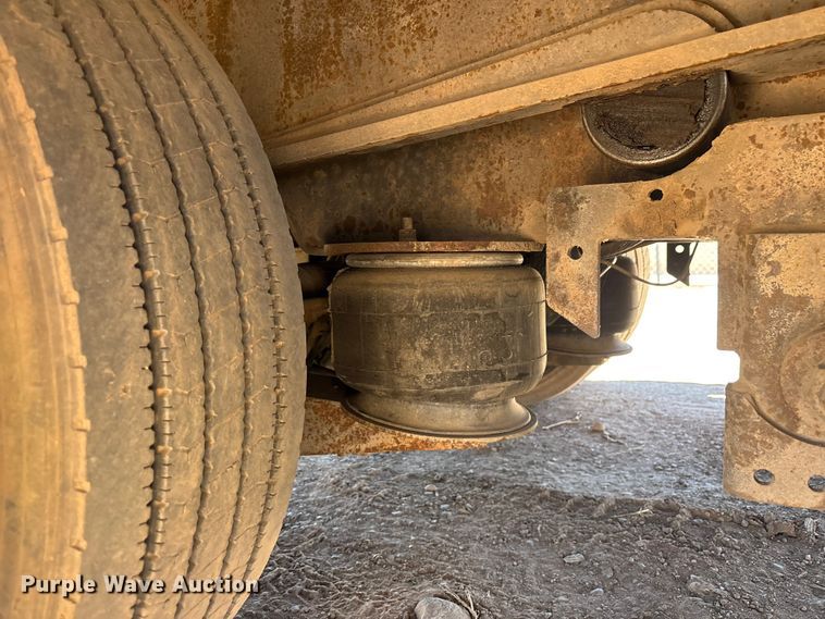 image for item EL2493 2009 Landoll Corporation Tran45 drop tilt deck equipment trailer
