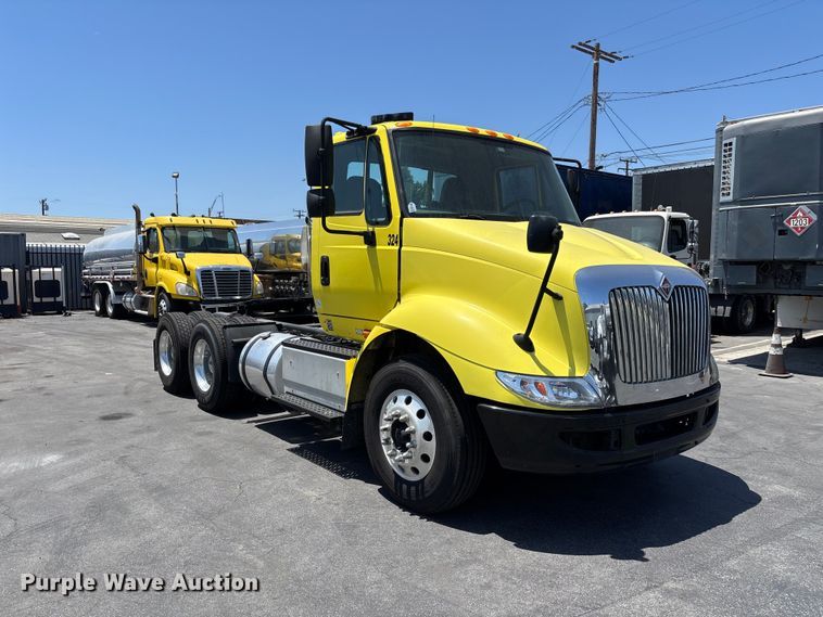 image for item EL2506 2015 International 8600 semi truck