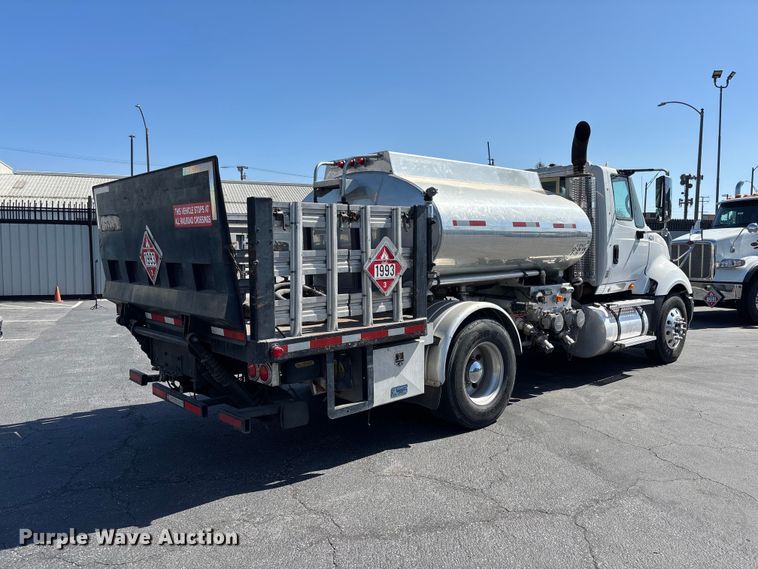 image for item EL2508 2011 International ProStar fuel truck