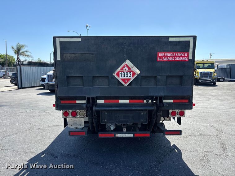 image for item EL2508 2011 International ProStar fuel truck