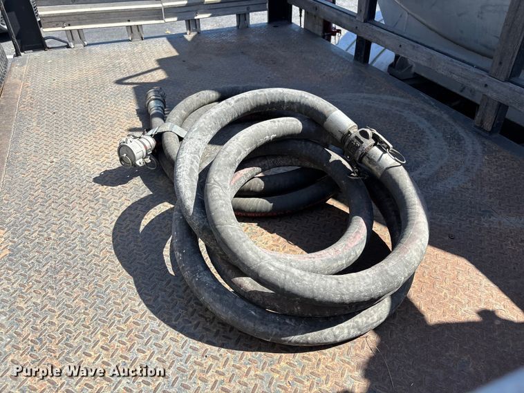 image for item EL2508 2011 International ProStar fuel truck