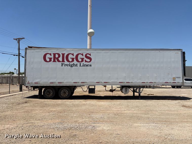 image for item EL2517 2004 Wabash refrigerated van trailer