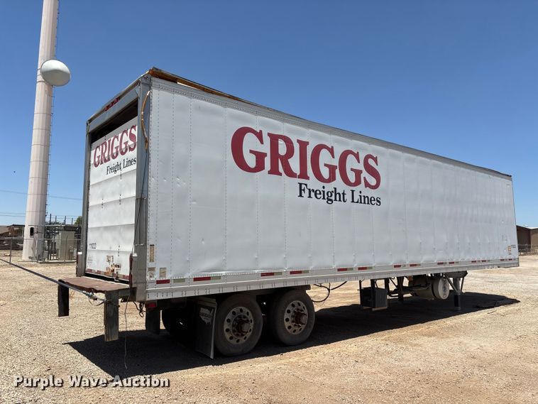 image for item EL2517 2004 Wabash refrigerated van trailer