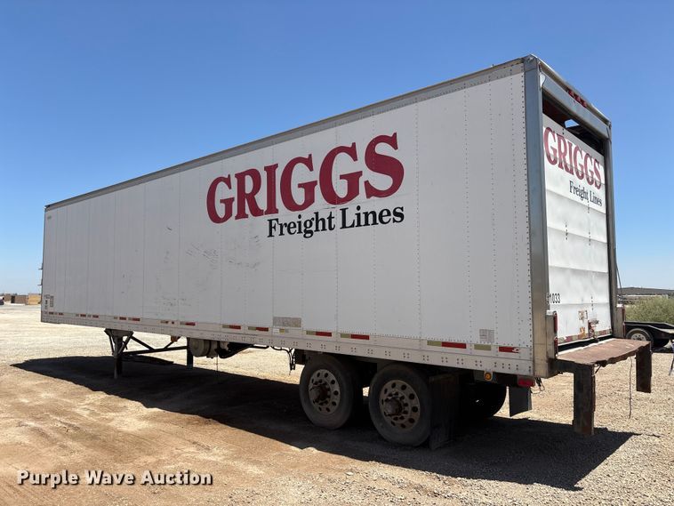 image for item EL2517 2004 Wabash refrigerated van trailer