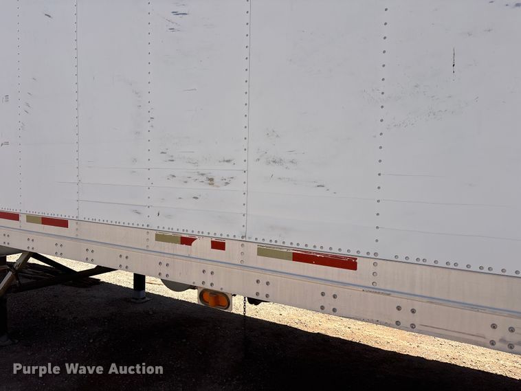 image for item EL2517 2004 Wabash refrigerated van trailer