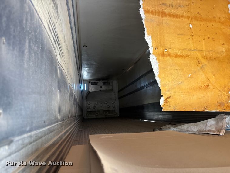 image for item EL2517 2004 Wabash refrigerated van trailer