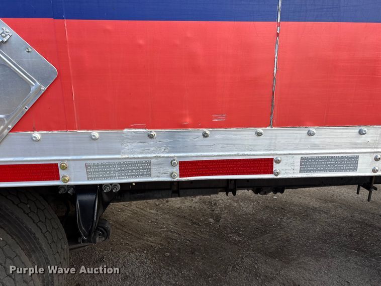 image for item EL2527 2016 Freightliner Business Class M2 box truck