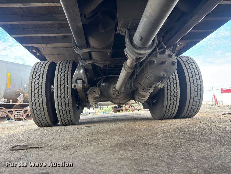 image for item EL2527 2016 Freightliner Business Class M2 box truck
