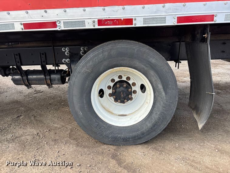 image for item EL2527 2016 Freightliner Business Class M2 box truck
